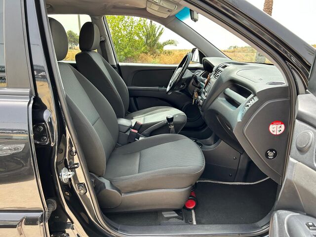 KIA SPORTAGE COMFORT 2.0 CRDI SPANISH LHD IN SPAIN 143000 MILES SUPERB 2010
